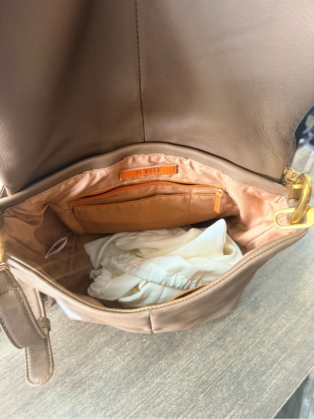 Hobo Harley Convertible Shoulder Bag - Picture 3 of 11